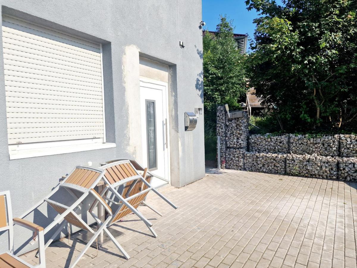 Gruppenfreundliches Apartment Herzogenaurach Eksteriør bilde